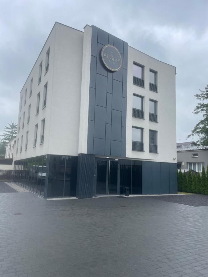 Hotel Parrot Raszyn Exterior foto